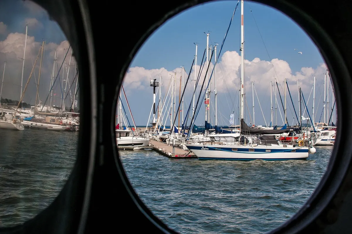 Beginner's Guide to Buying a Mooring Spot at the Quay